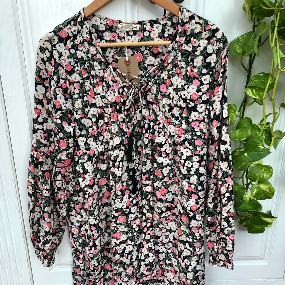 Billabong floral mini peasant dress small